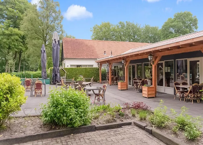 Beautiful Chalet In The Woods With A Shared Pool