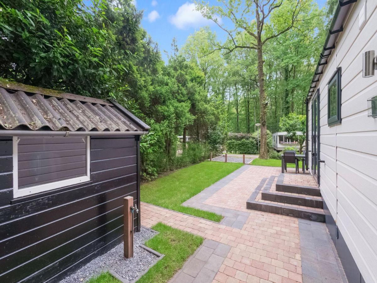 Holiday home Beautiful In The Woods With A Shared Pool Vledder