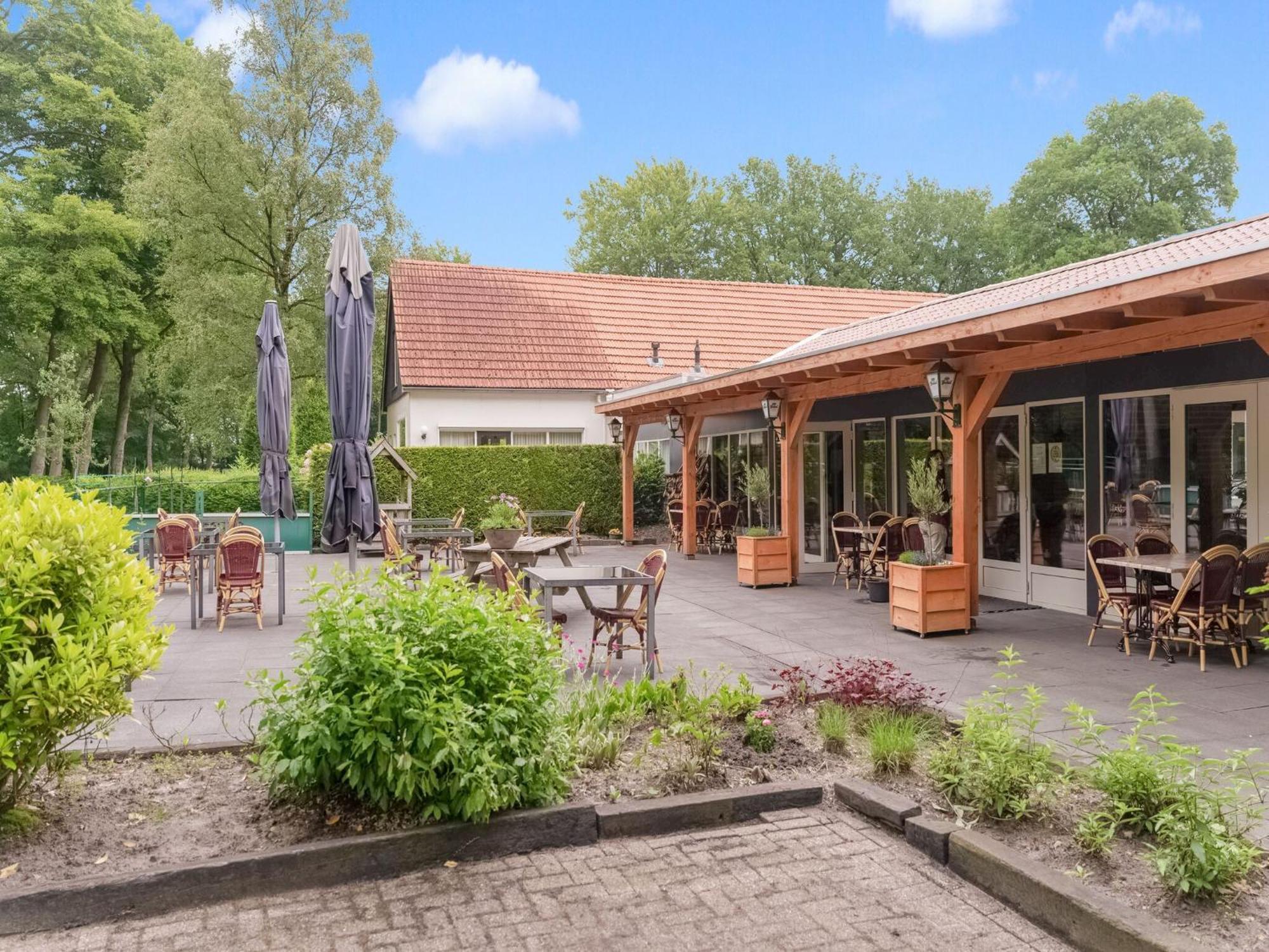 Beautiful In The Woods With A Shared Pool Vledder